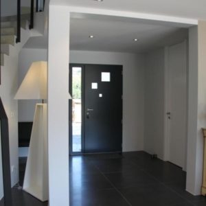Carrelages pour bureau, hall, couloir, escaliers
