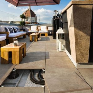 Carrelages et dalles pour terrasses, pergolas, balcons