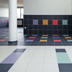 Carrelages pour collectivités, écoles, crèches, espaces culturels, centres sportifs, bâtiments publics