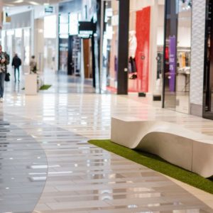 Carrelages pour grandes surfaces, centres commerciaux, locaux industriels, ateliers, garages, entrepôts...